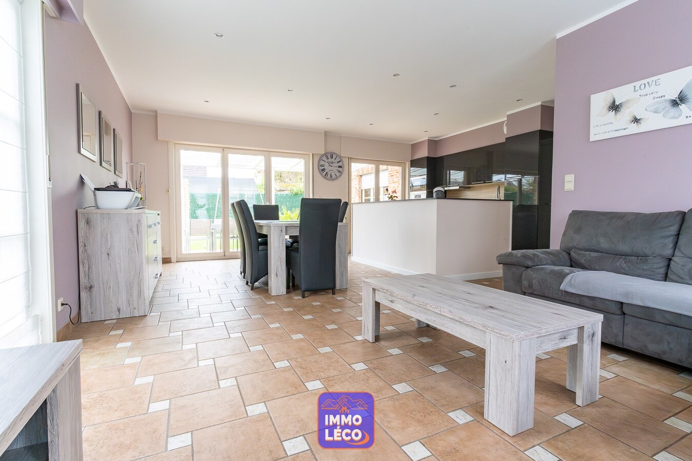 Villa "Semi Plain-Pied" avec jardin, 2 garages et parking privatif 