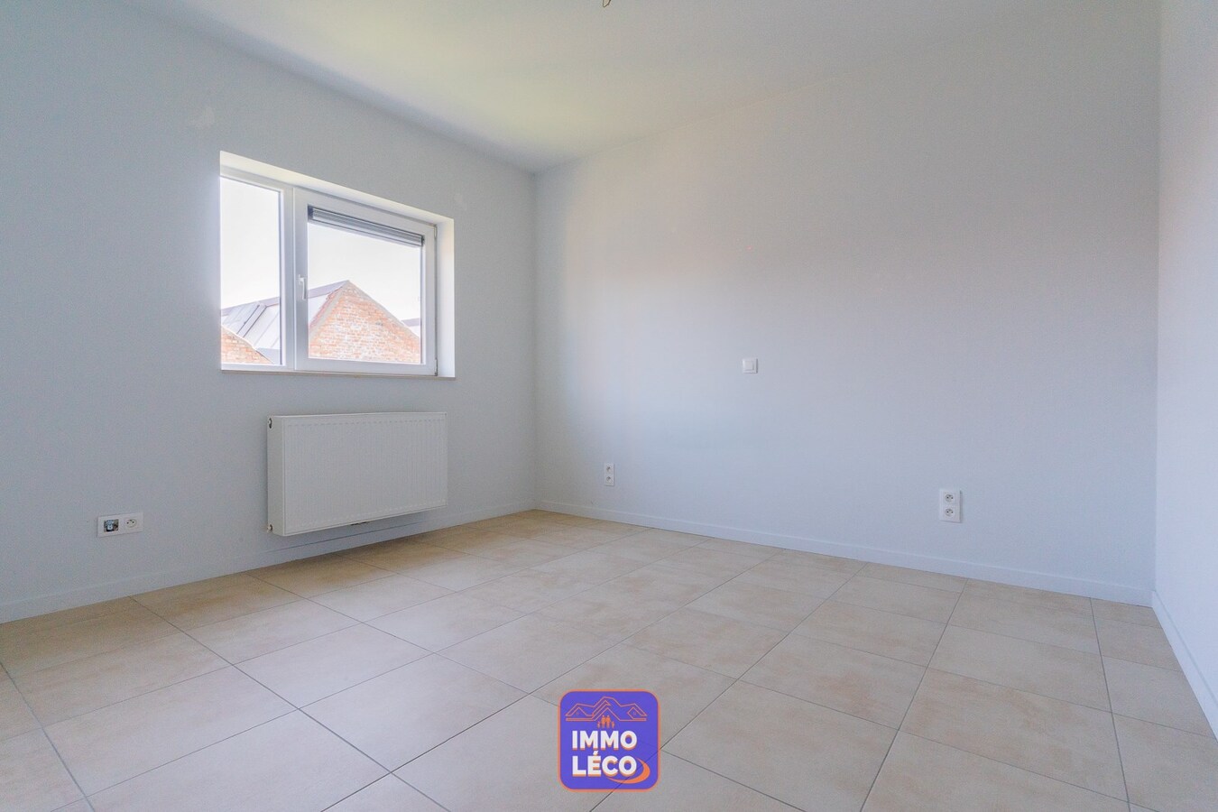 Construction récente avec jardin et parking privatif sécurisé, CENTRE-VILLE ! 