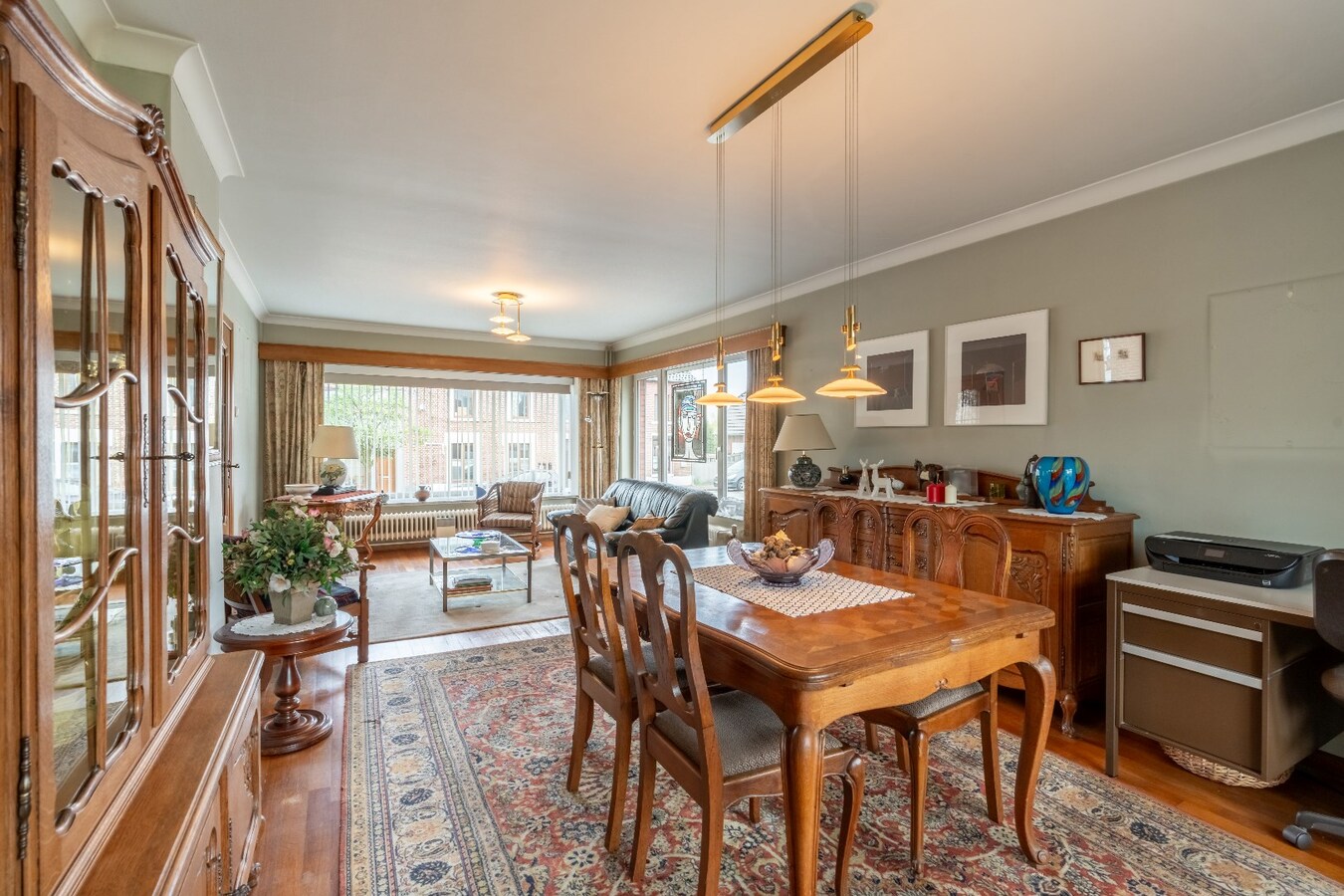 Ruime woning met tuin, garage en 3 slaapkamers. 