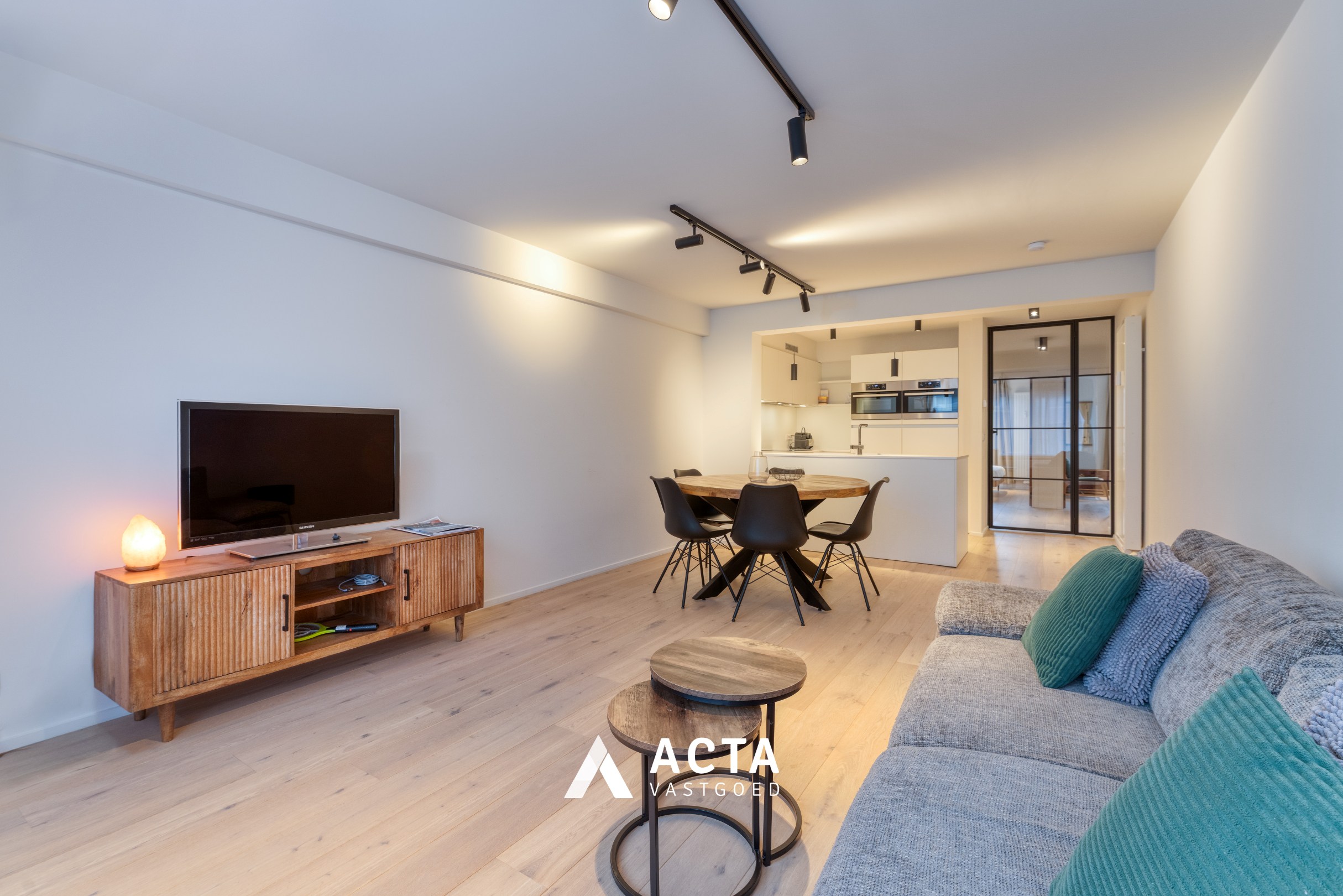 Instapklaar appartement met 2 slaapkamers in centrum Oostende 