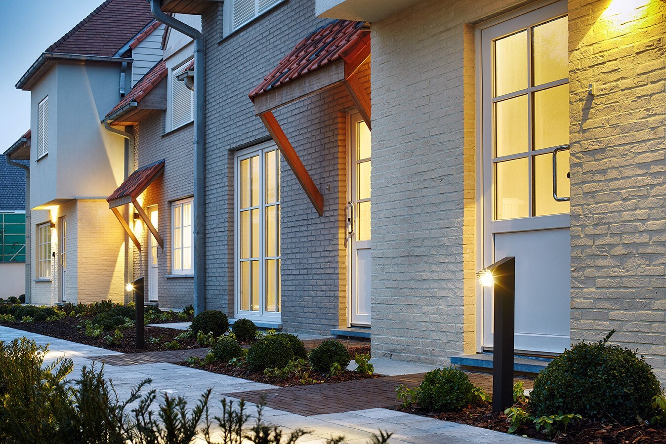 Charmante instapklare woning met zwembad te koop in Moorslede. UNIEKE KANS ! 