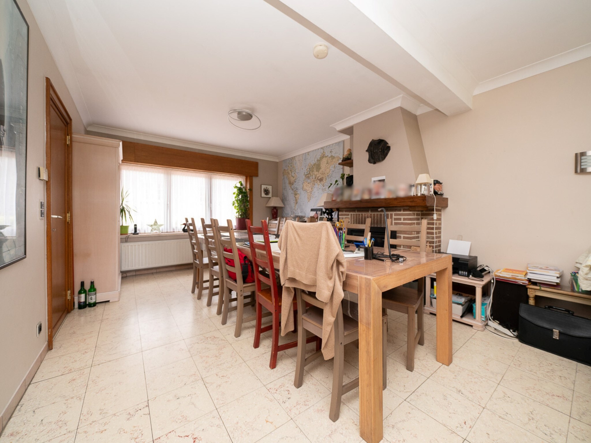 Ruime woning met 3 kamers en dressing, garage en tuin 