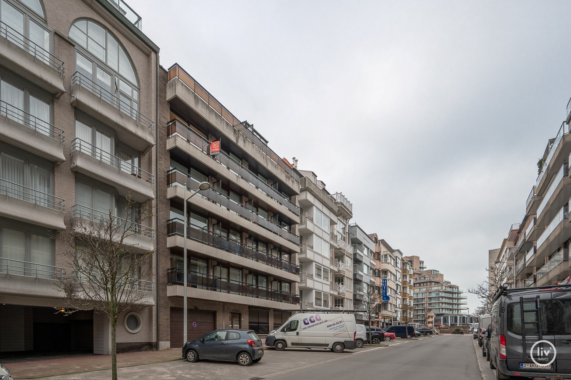 Garage central situé dans le centre de Knokke-Heist, à Van Binnenlaan. 