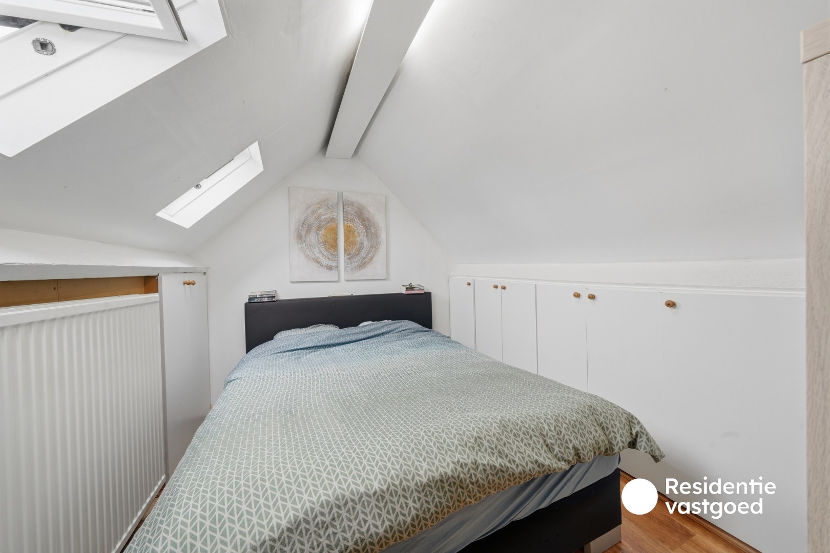 Instapklaar dakappartement met terras op centrale ligging 