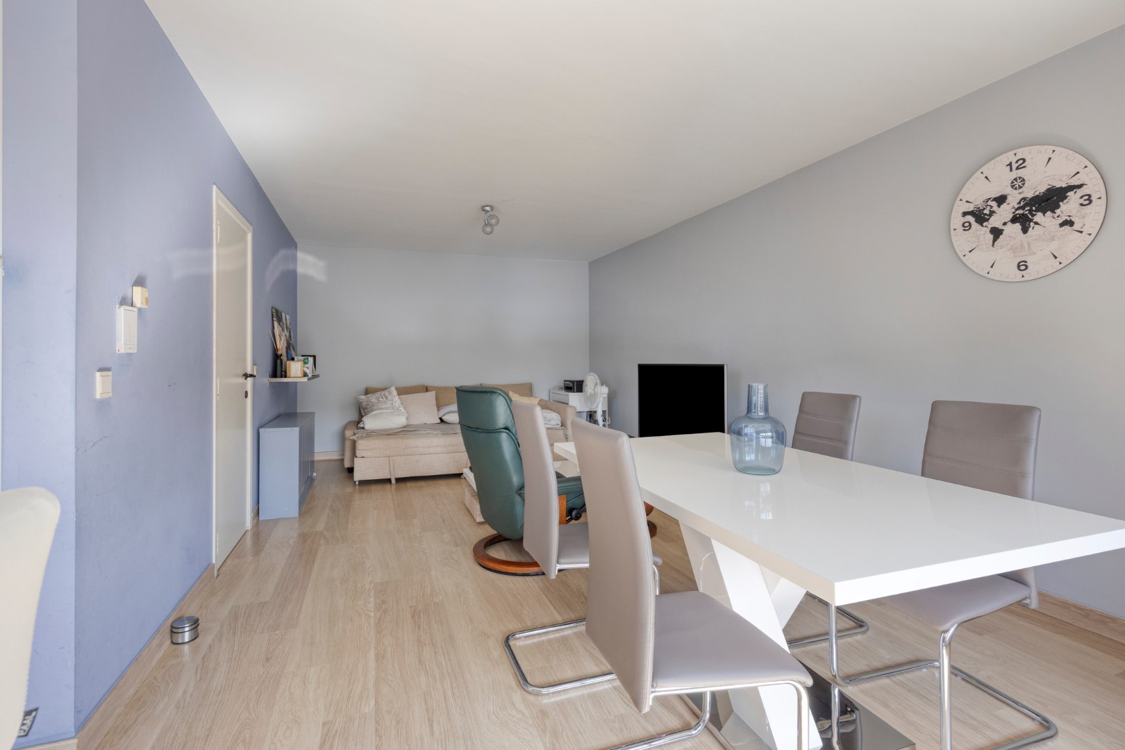 Instapklaar appartement met 2 slpk. in het centrum van Geel 