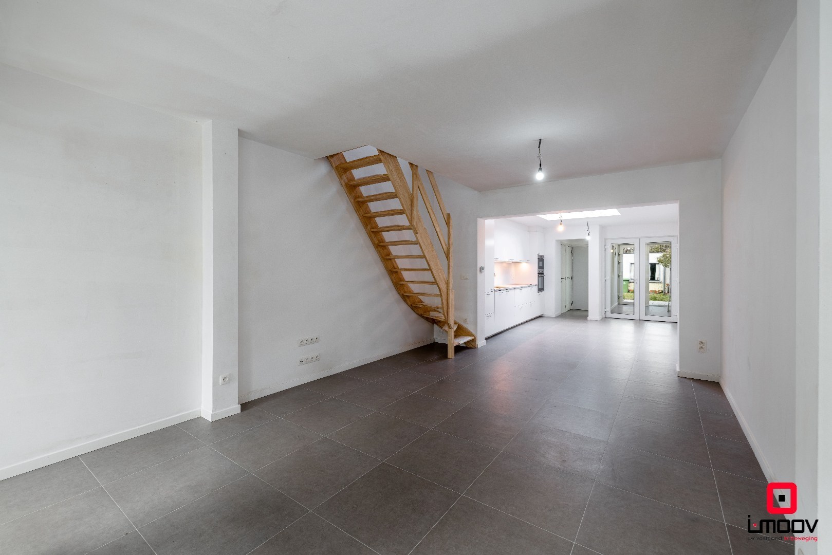 Instapklaar, recent gerenoveerd rijhuis in een opkomende, aantrekkelijke buurt 