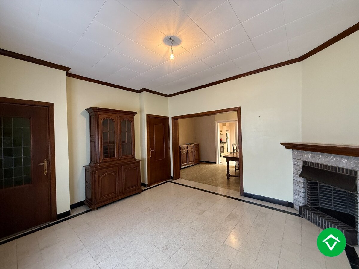 Centraal gelegen woning met 3 slaapkamers en diepe tuin te Roeselare 