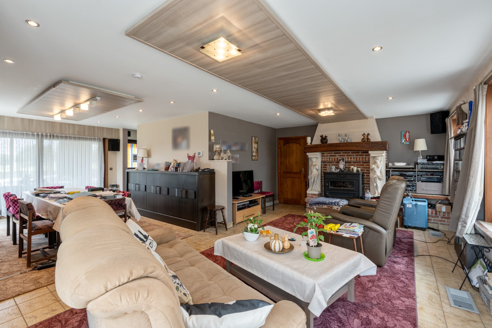 Ruime gezinswoning met 5 slaapkamers en 319 m² bew. opp. te Westerlo! 