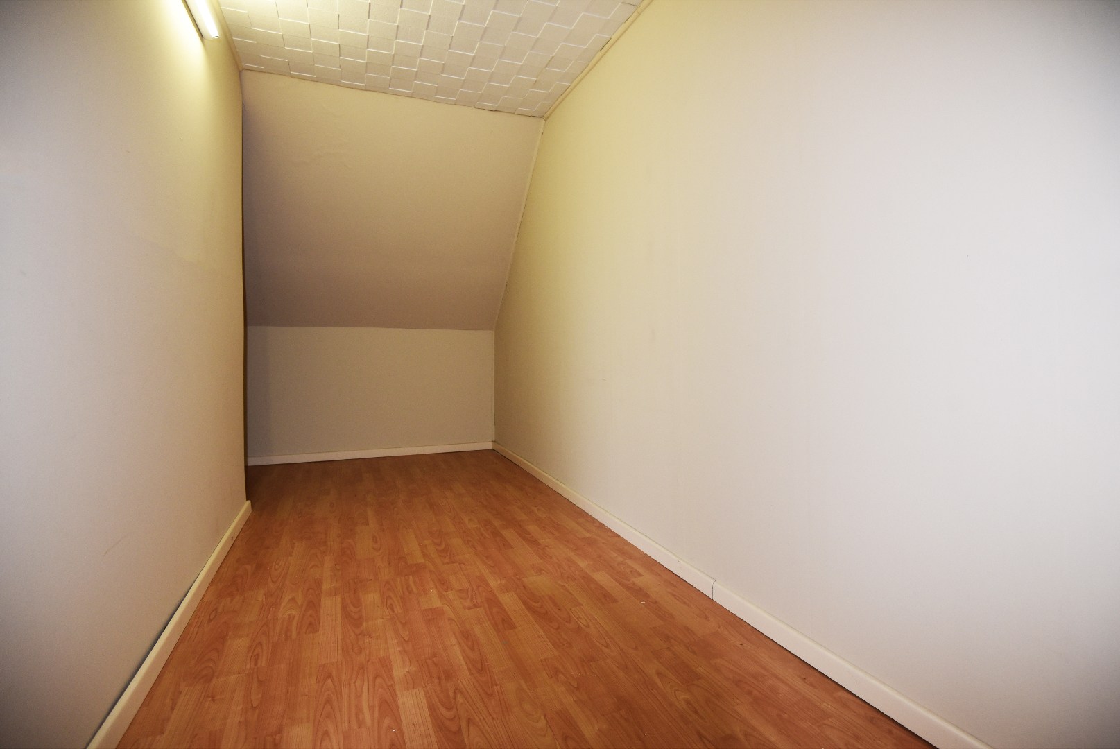 Woning met 3 slaapkamers en garage  nabij centrum Eeklo 