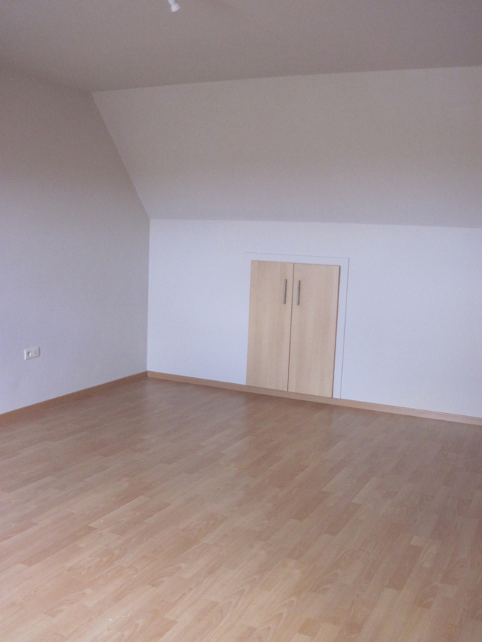 Lichtrijk appartement in centrum Asper.  GEEN VASTE KOSTEN ! 