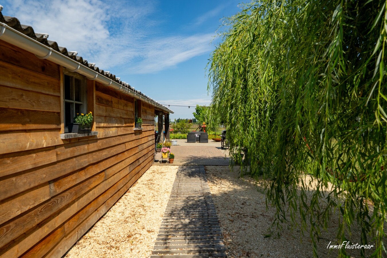 Prachtige langgevelhoeve met charmante schuur en paardenfaciliteiten op ca. 1,8 ha te Ravels. (BEZOEKDAG OP 08/08 VAN 10U TOT 14U) 