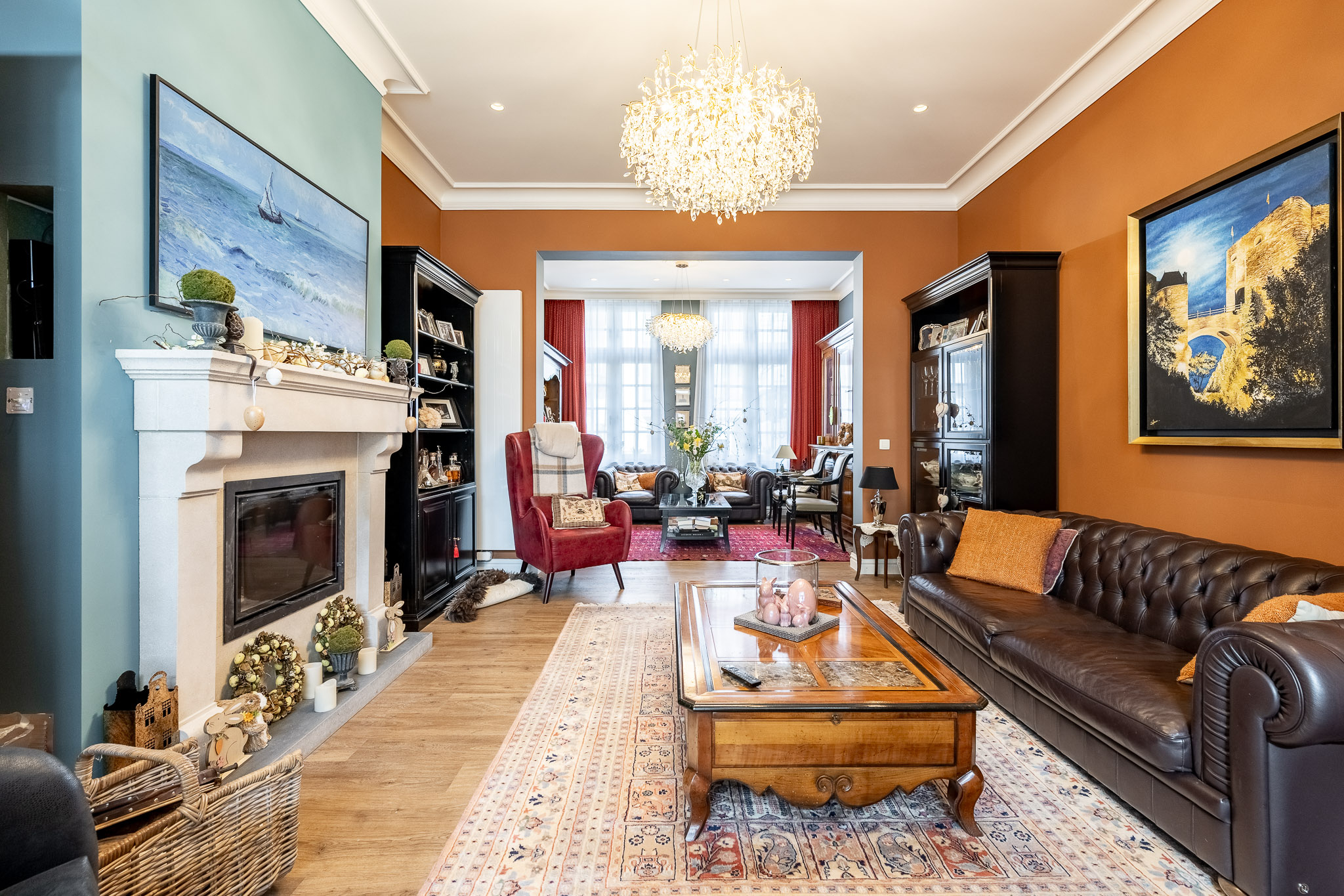 Charmante en karaktervolle herenwoning, met veel smaak gerenoveerd in het centrum van Knokke 