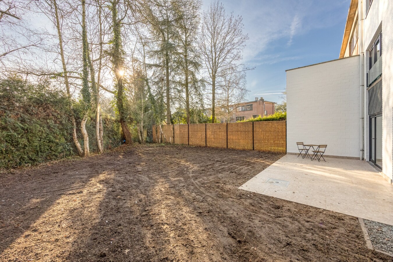 Volledig gerenoveerde HOB op een toplocatie te Brasschaat! 