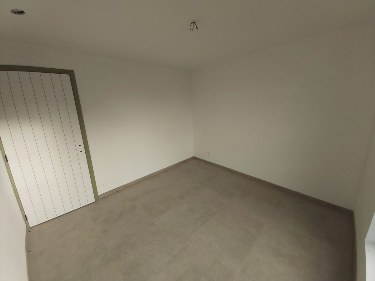 Prachtig, ruim appartement (nieuwbouw). 