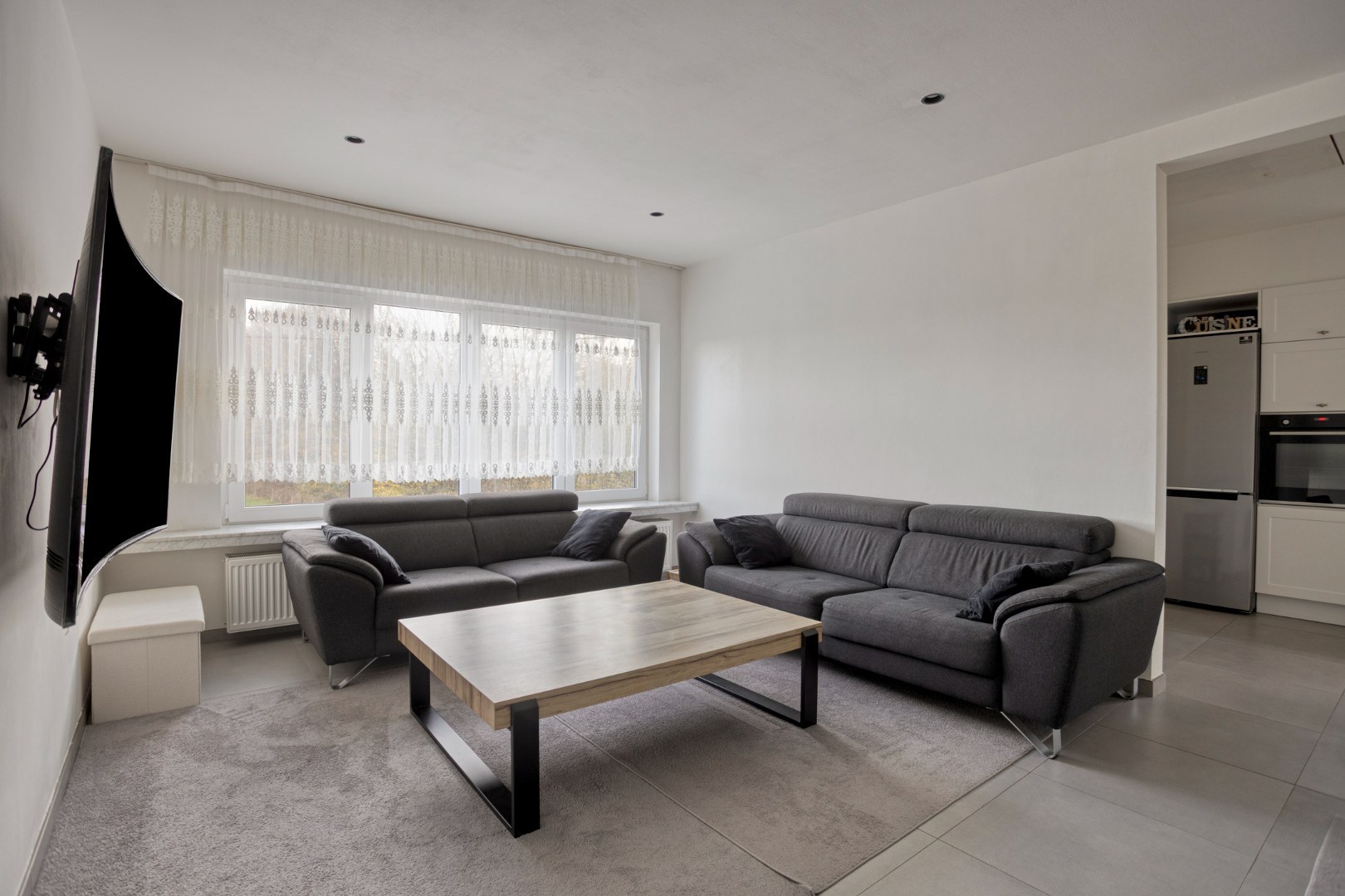 Instapklaar appartement met 2-3 slpk. en ruime tuin in Geel 