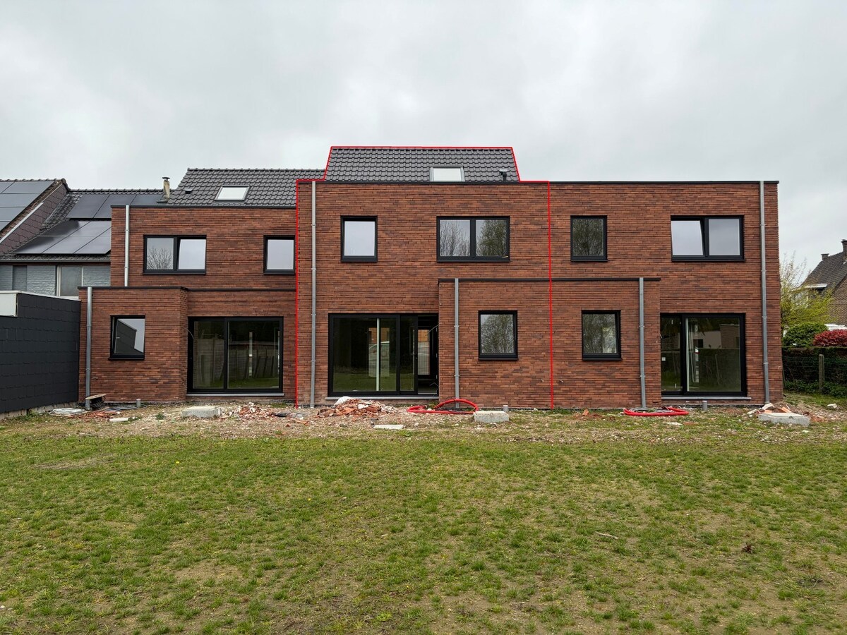 Nieuwbouwwoning te Eine. 