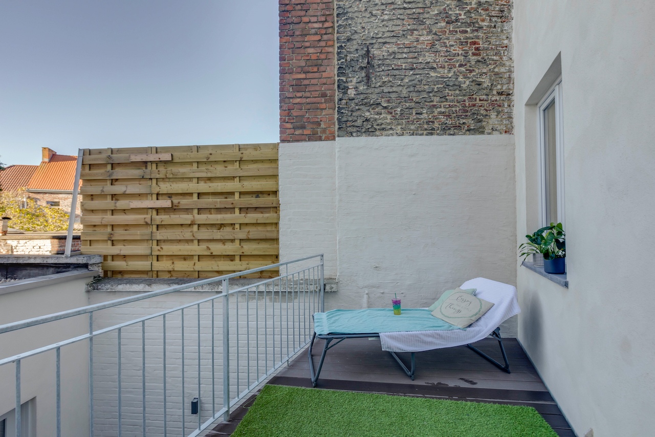 Prachtig studentenapp met 2 slpk,  fantastische ligging voor investeerders 