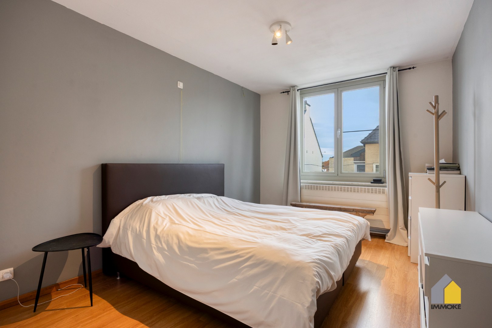 Appartement (161 m²) met ruime woonkamer en 3 slaapkamers. 