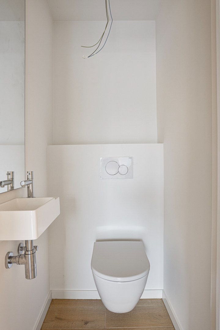 Recent en energiezuinig gelijkvloers appartement met 2 slpk. en tuin in Geel-centrum 