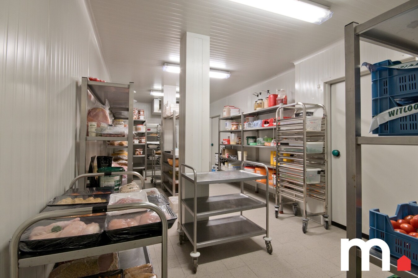 Handelspand - recent ingerichte beenhouwerij  te koop ! 