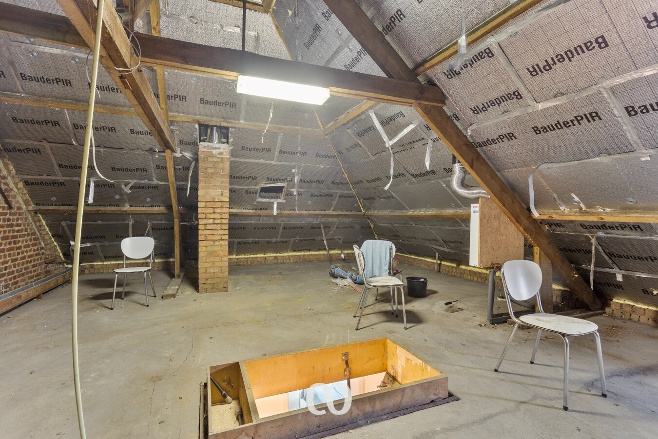 Gezinswoning met vier slaapkamers in een gezellige wijk 