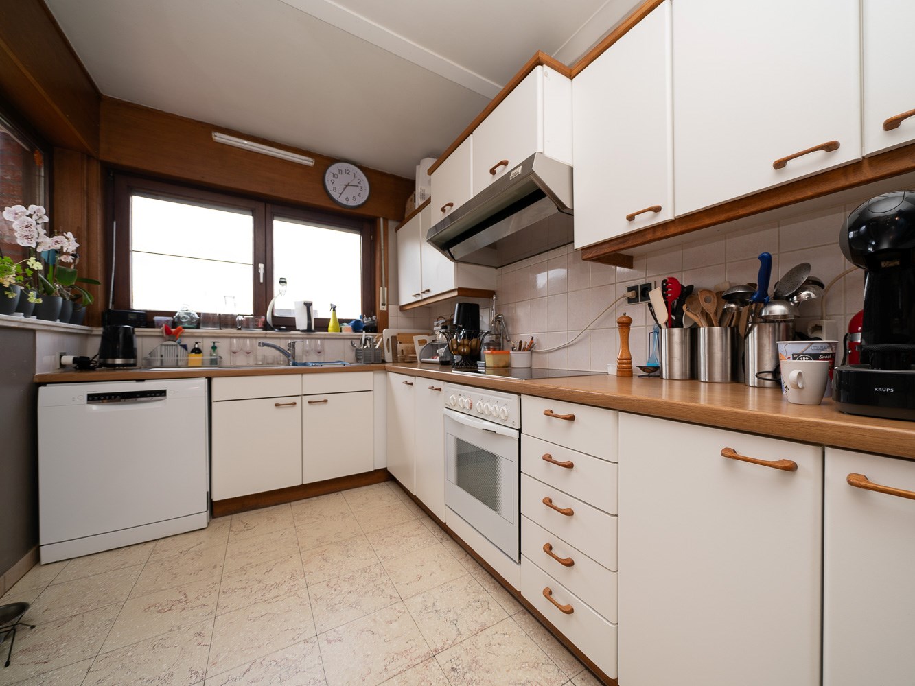 Ruime woning met 3 kamers en dressing, garage en tuin 