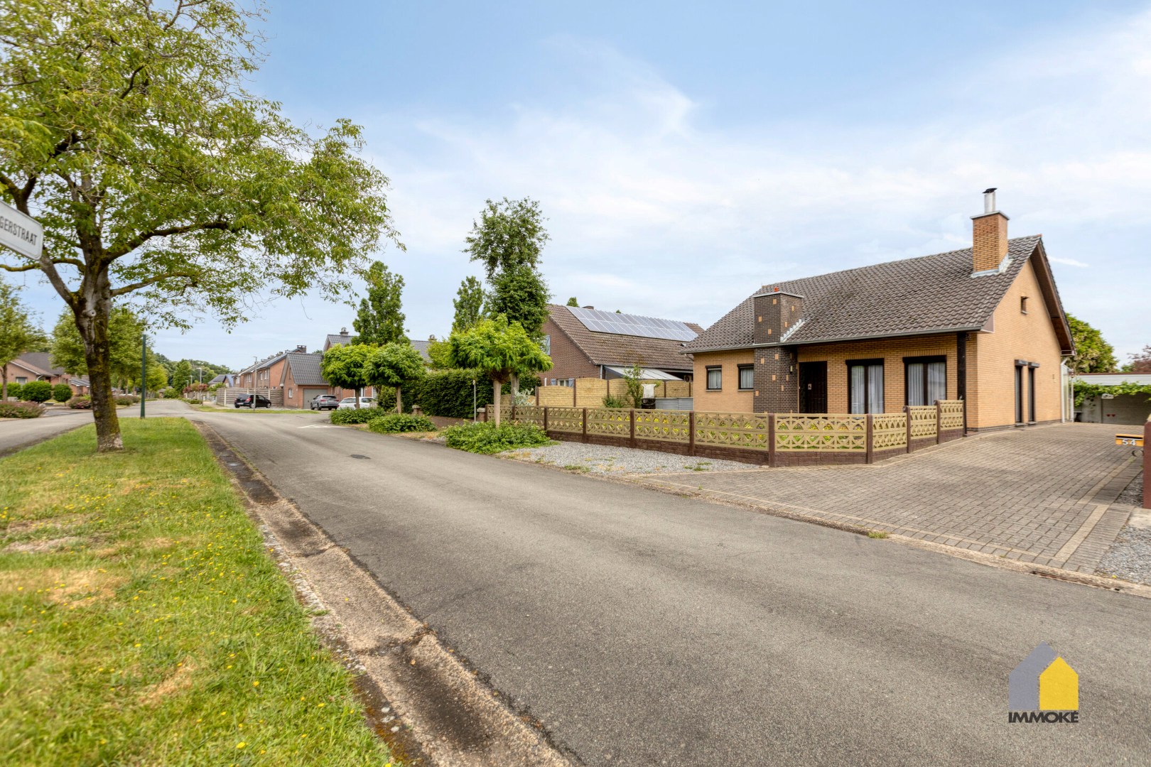 Op te frissen woning met 3 slpk op perceel van 5a 67ca. 
