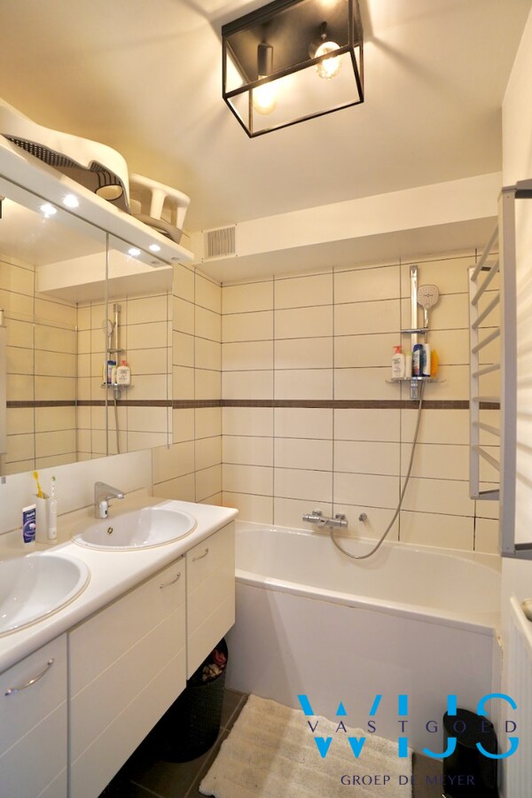 Instapklaar 2-slaapkamerappartement op rustige ligging in Ertvelde/Rieme 