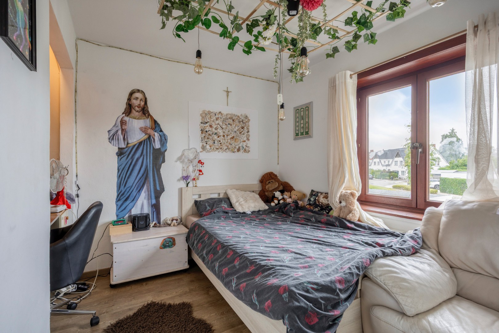 Gezinswoning met 5 slpk. in het centrum van Geel 