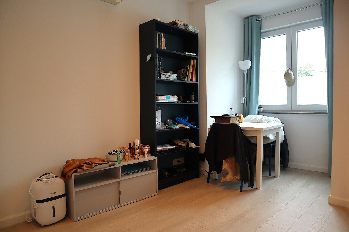 Nieuw gerenoveerd 1 slaapkamer appartement/studio te Elsene 