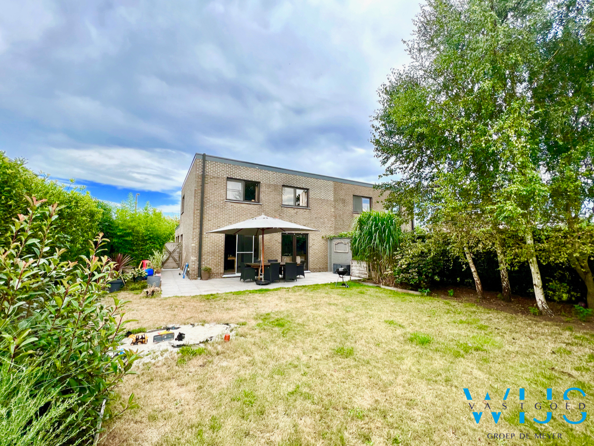 Woonhuis met 4 slaapkamers te EVERGEM ! 