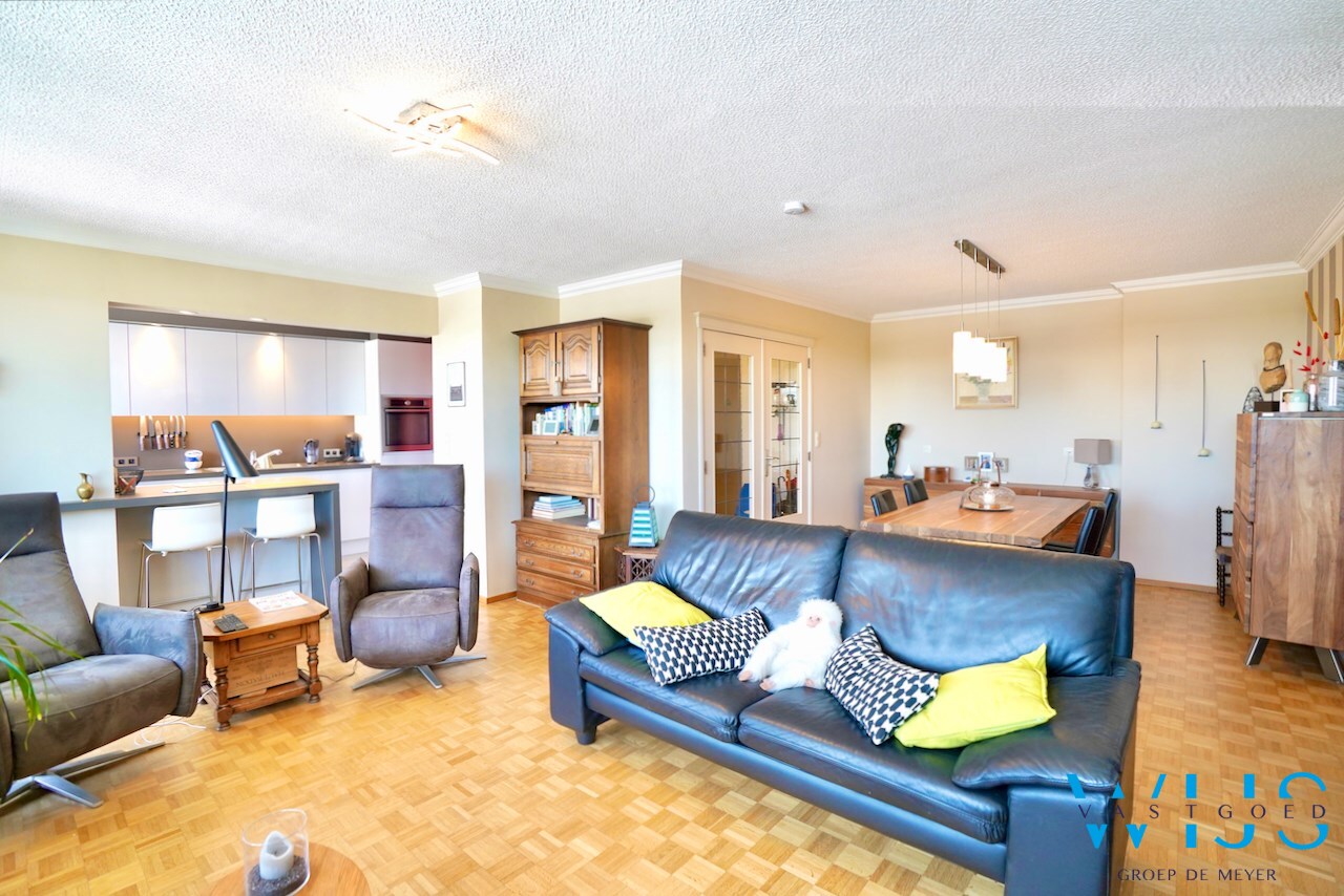 Instapklaar lichtrijk appartement te GENT 