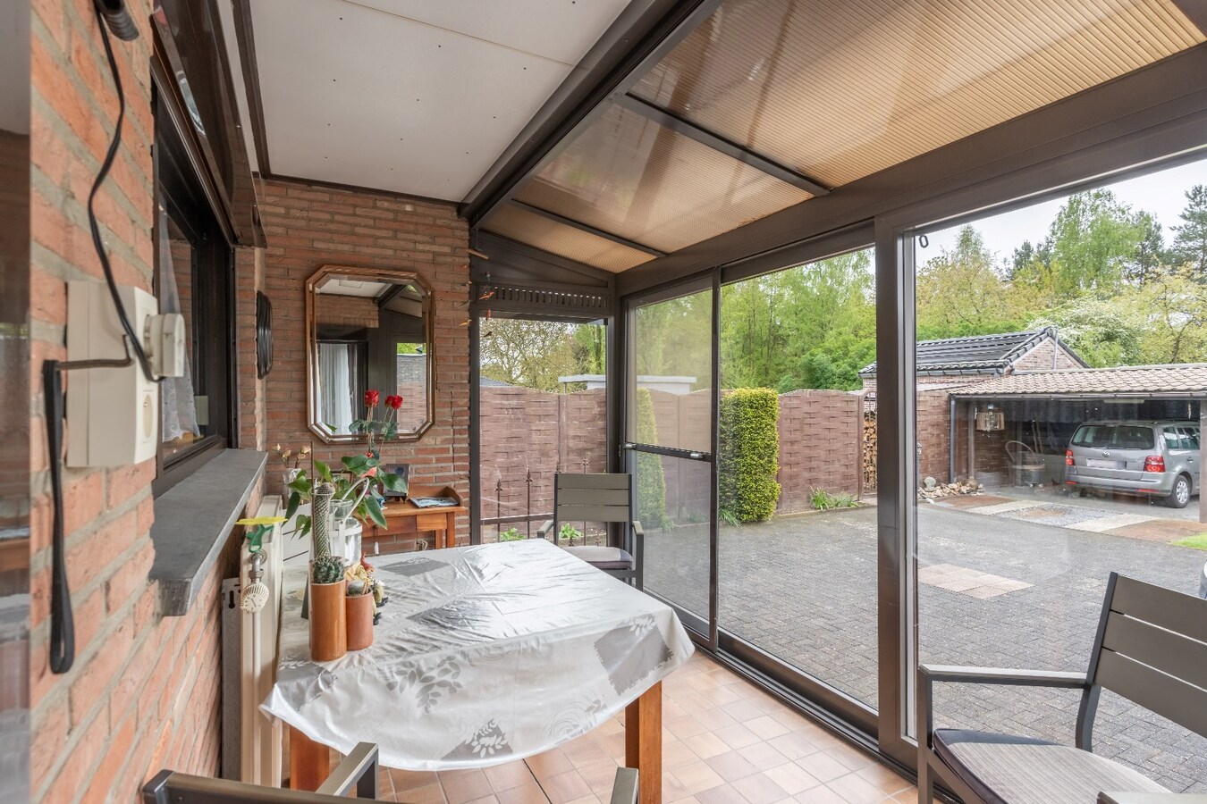 Ruime gelijkvloerse woning met 3 slaapkamers. 