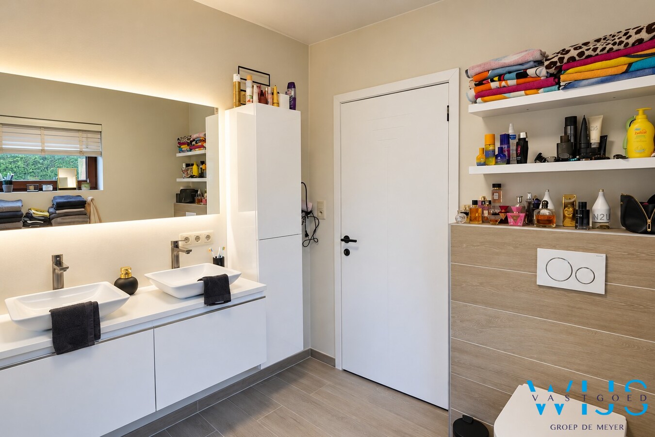 Instapklare open bebouwing met vier slaapkamers op een zonnig hoekperceel in Assenede! 