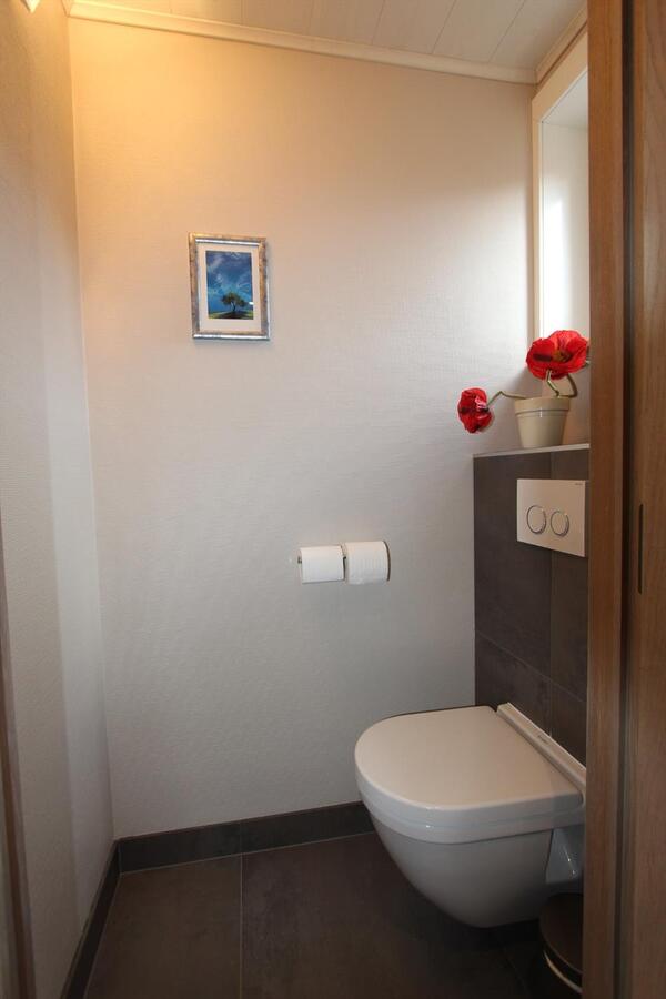 Alleenstaande woning met 4 slaapkamers te Ichtegem 