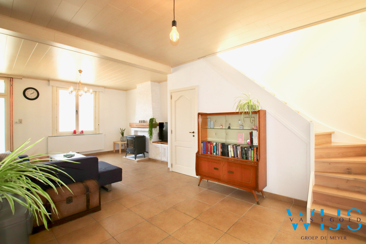 Instapklaar woonhuis op een prachtige ligging te Ertvelde ! 