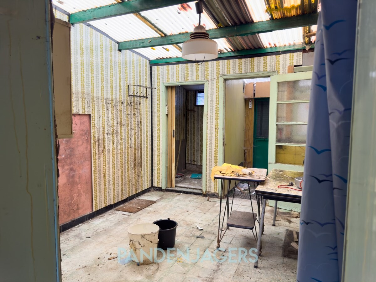 Totaalrenovatie met ruime tuin te Duffel 