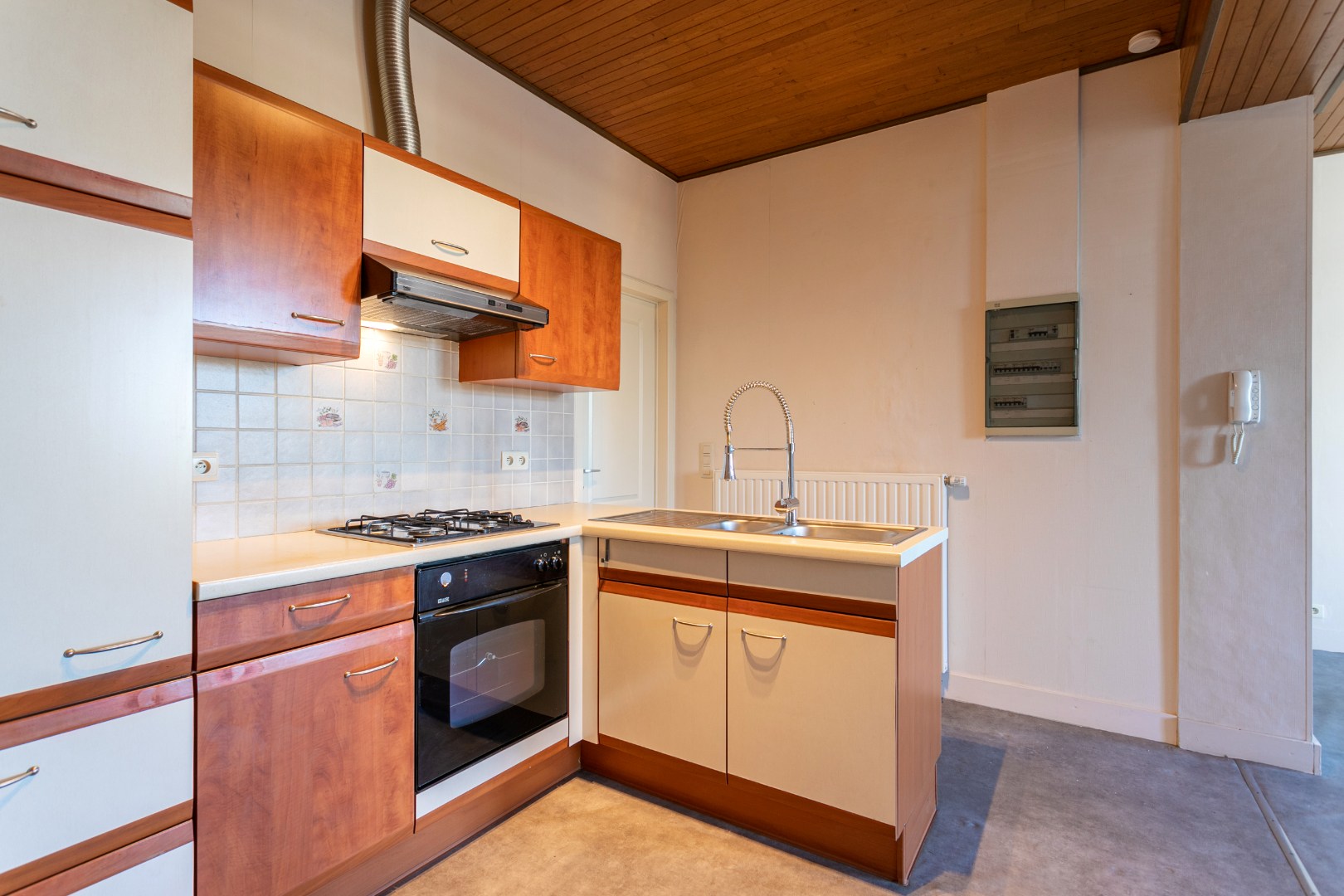 Opbrengsteigendom te koop met 3 app (+-90m²) 