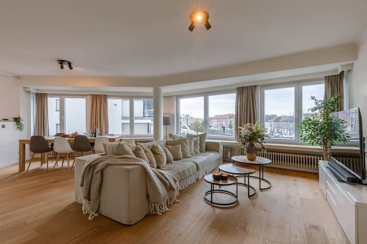 Ruim appartement  met 2 slpks en garage in Gent 