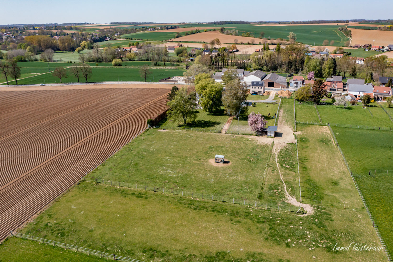Belle maison de campagne sur env. 1ha à Zittert-Lummen (Jodoigne/Brabant wallon) 