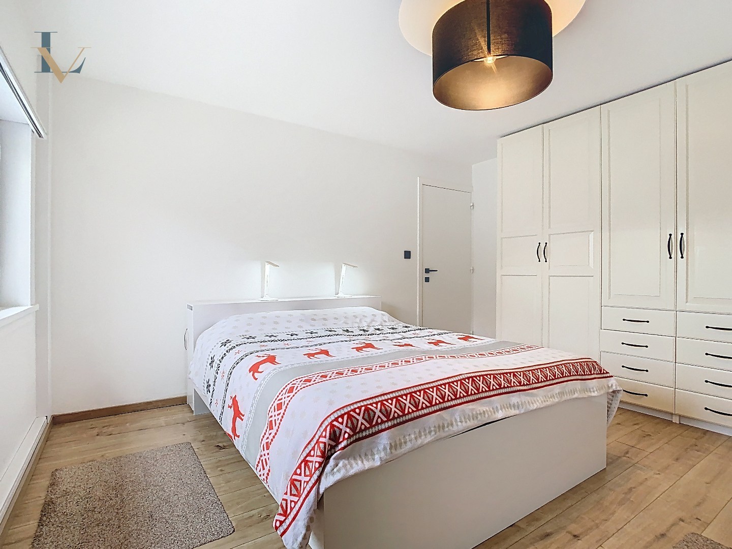 Instapklare halfopen bebouwing met zonnige zuidoost gerichte tuin – 560 m² 