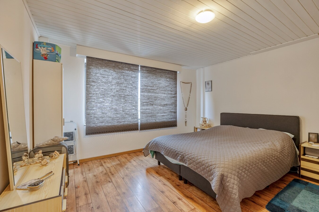 Opbrengsteigendom met vier eenheden 