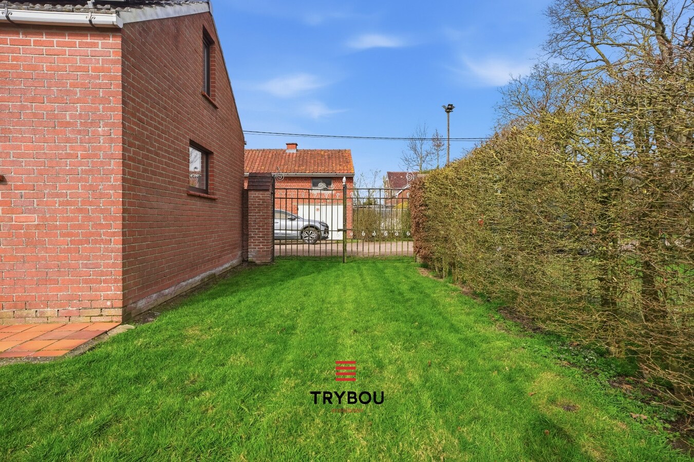 Ruime halfopen woning met 6 slaapkamers in Houthulst! 