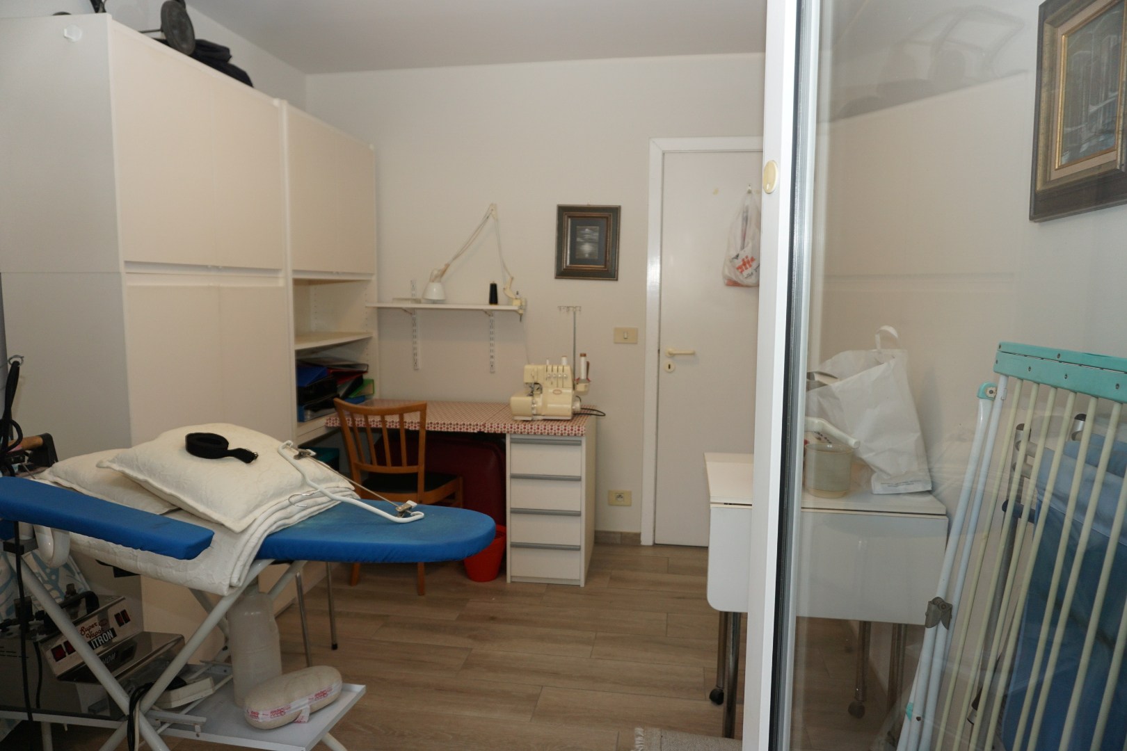 RUIM APPARTEMENT MET ZONNIGE TERRASSEN OP TOPLIGGING 