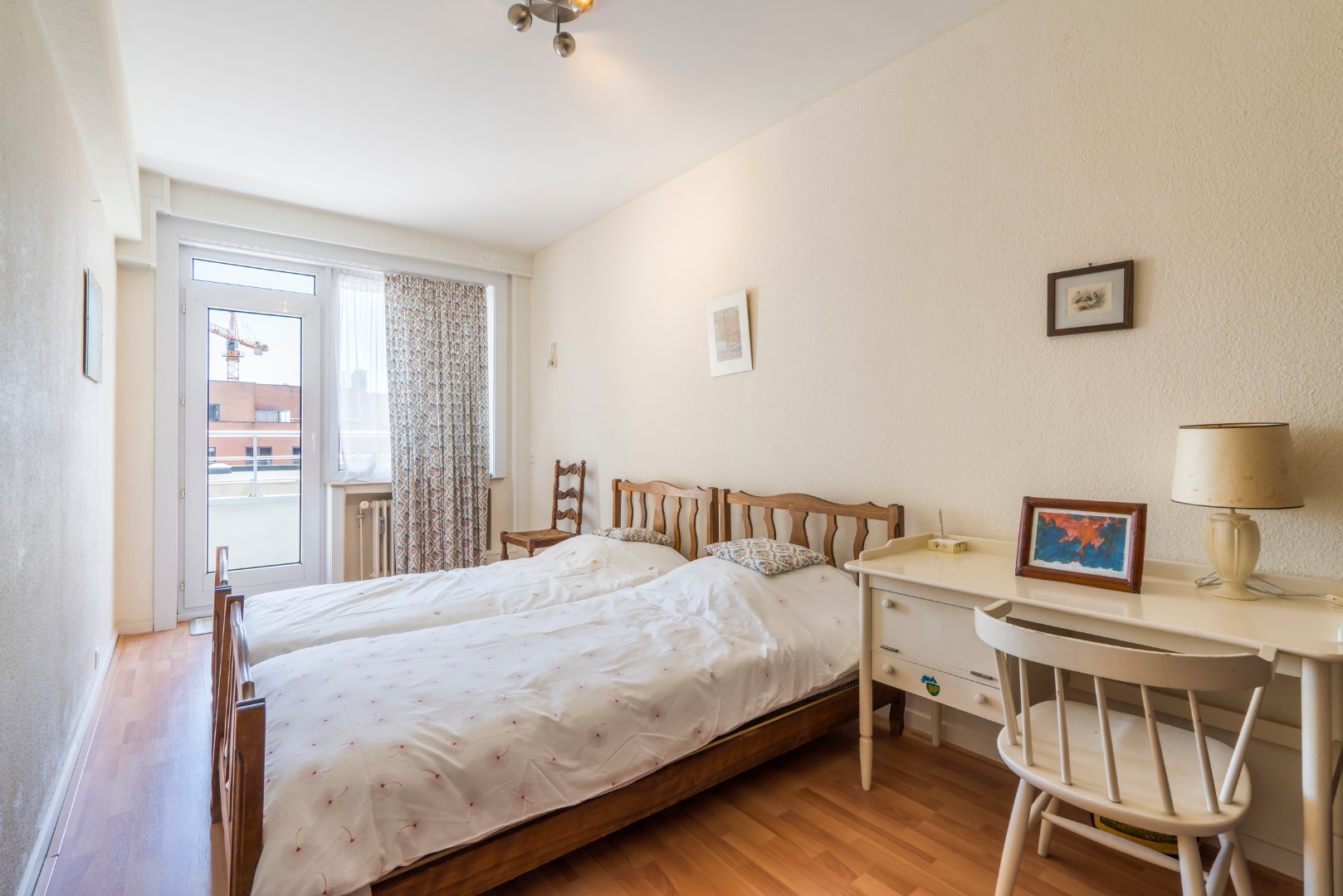 APPARTEMENT MET FRONTAAL ZEEZICHT IN CENTRUM OOSTENDE 