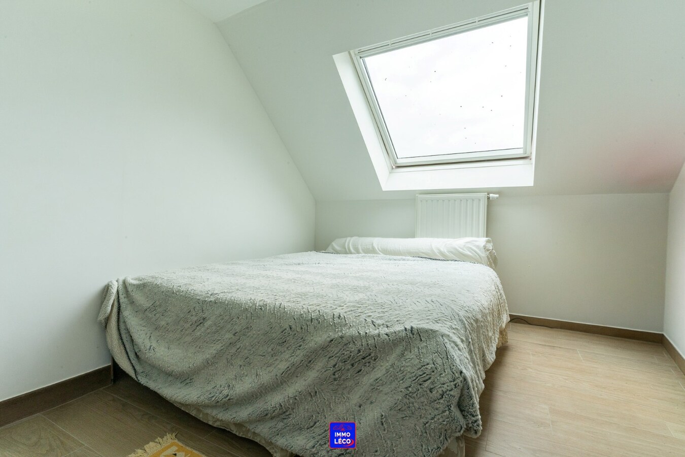 Appartement récent "DUPLEX" 3 chambres, terrasse et parking ! TOP SECTEUR ! 
