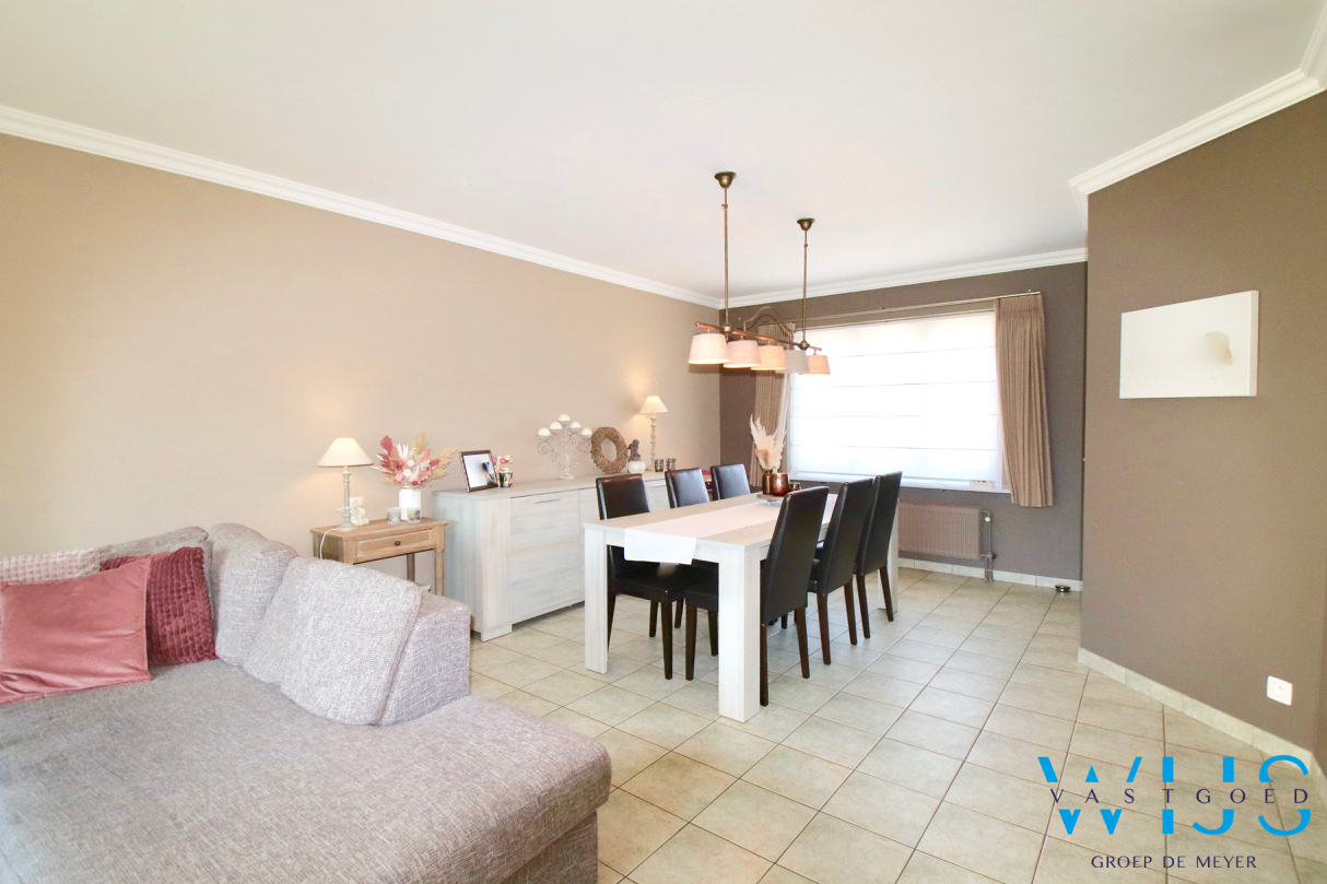 Prachtig instapklaar woonhuis in rustige woonwijk te EEKLO! 