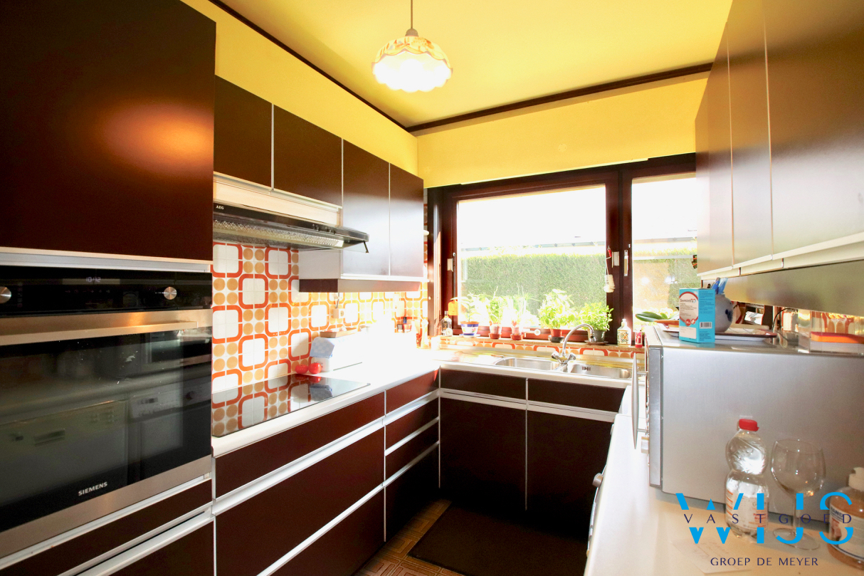 Mooie bungalow op een toplocatie te Evergem ! 