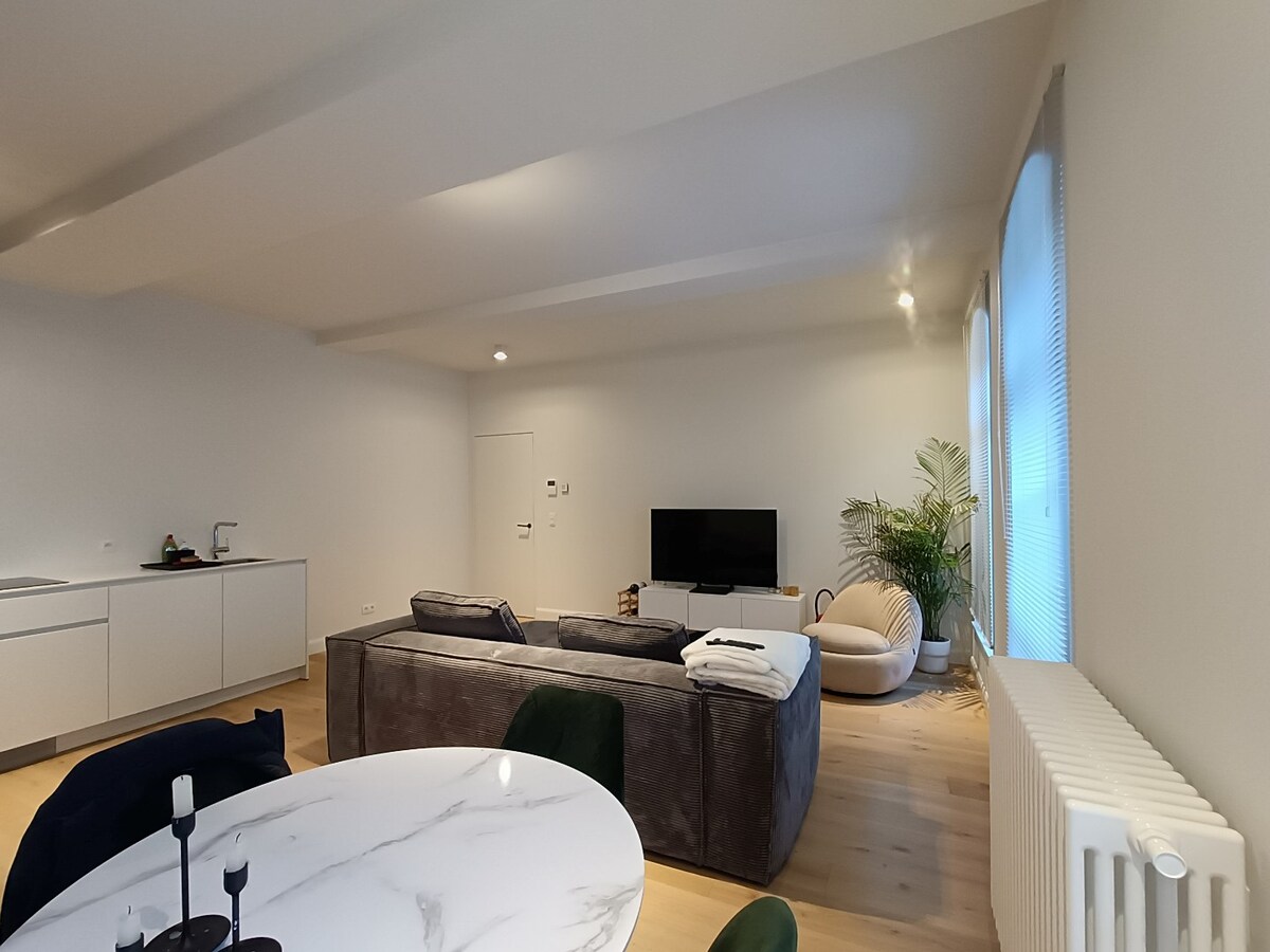 Exclusief nieuwbouwappartement in historisch erfgoed – Brugge centrum 