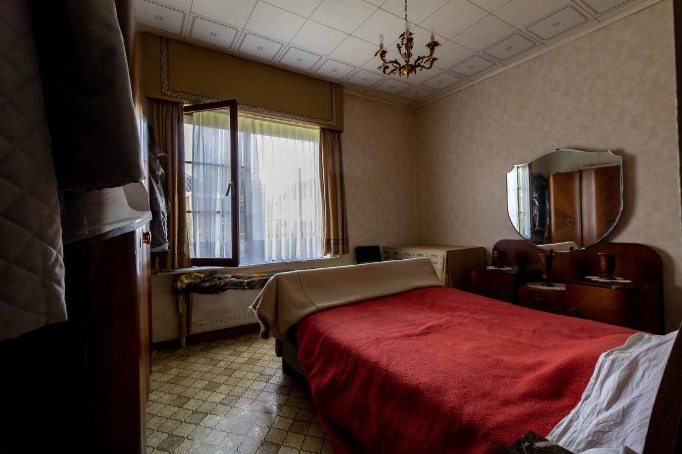 Rustig gelegen charmante alleenstaande woning op 825m² te Bredene 